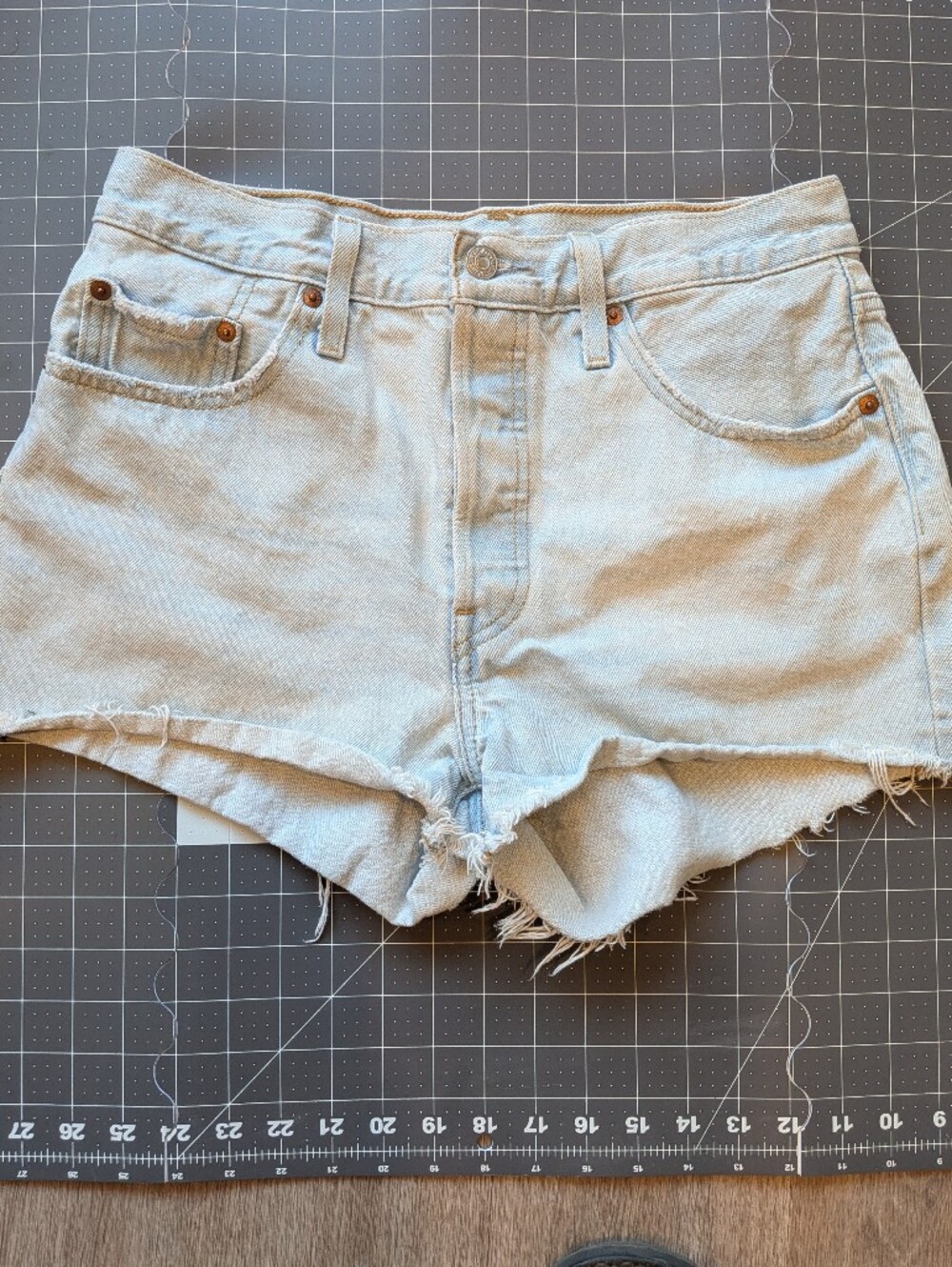 Levi's Classic 501 Jean Shorts - Women's 29 - Light Wash